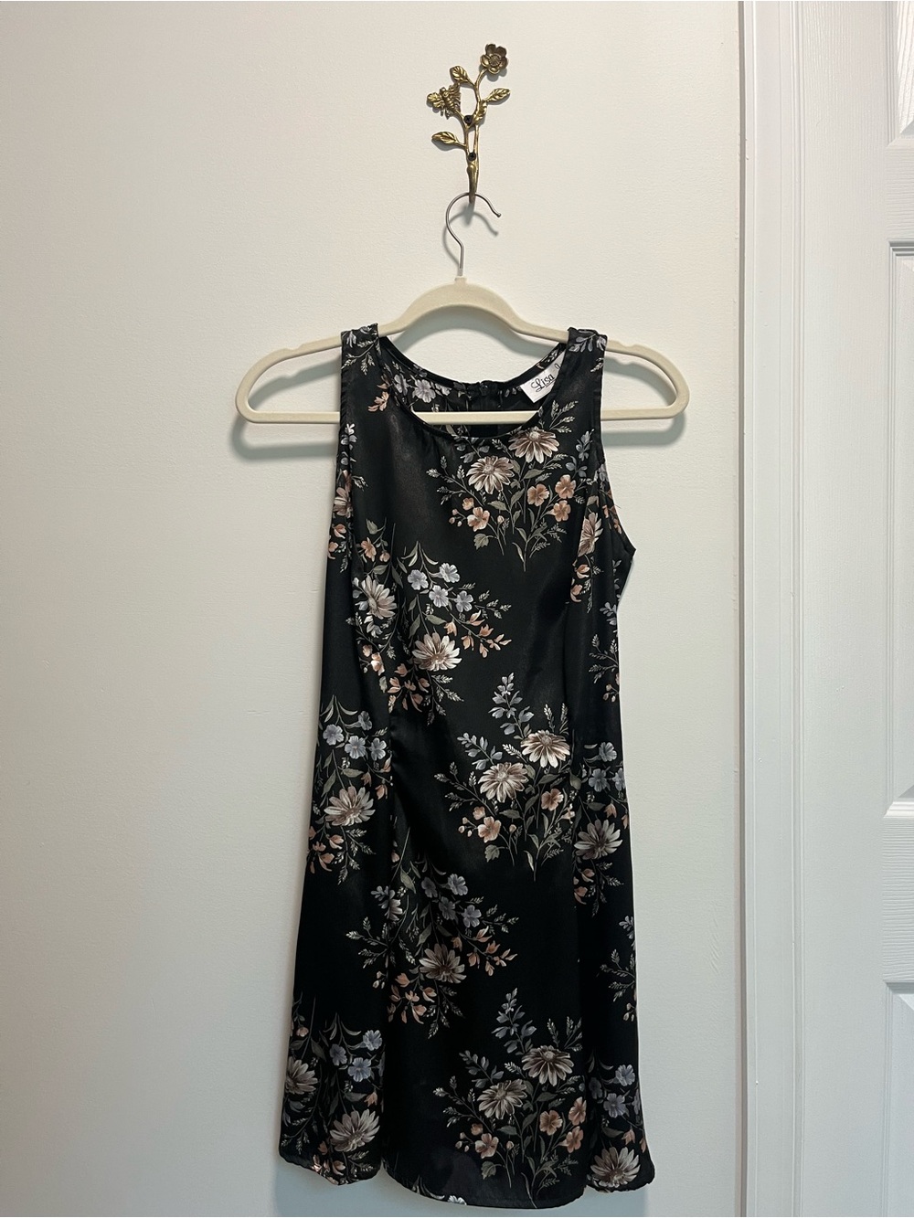 Vintage Lisa Jo Floral Satin Sleeveless Dress